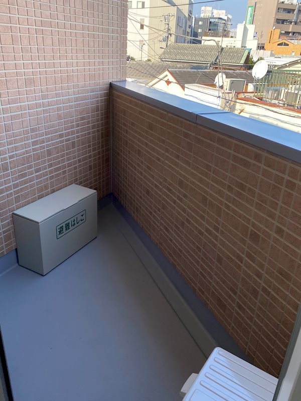 LAUREL西新井栄町 ベランダ