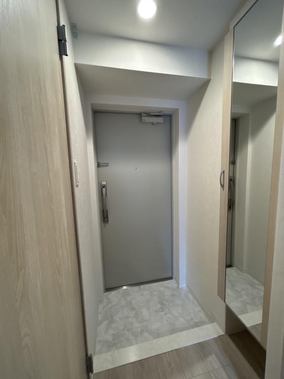 コンフォース堀切 玄関