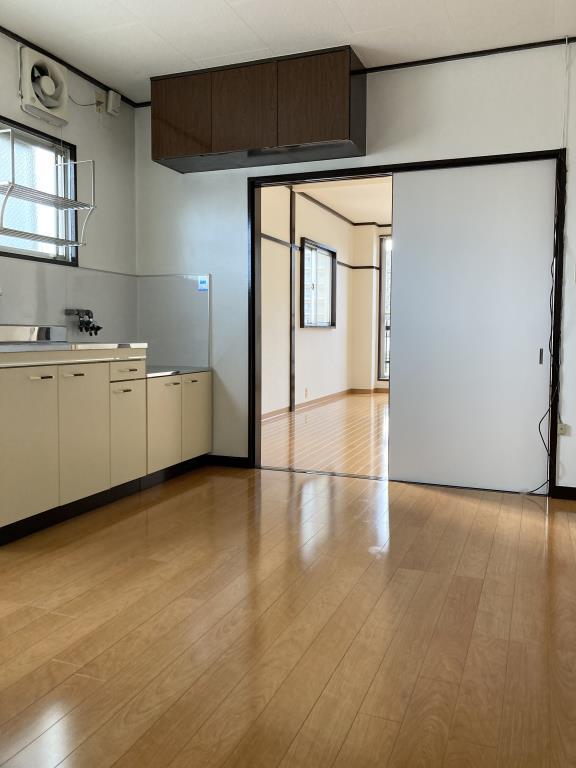 セイワパレス寺山公園 リビング