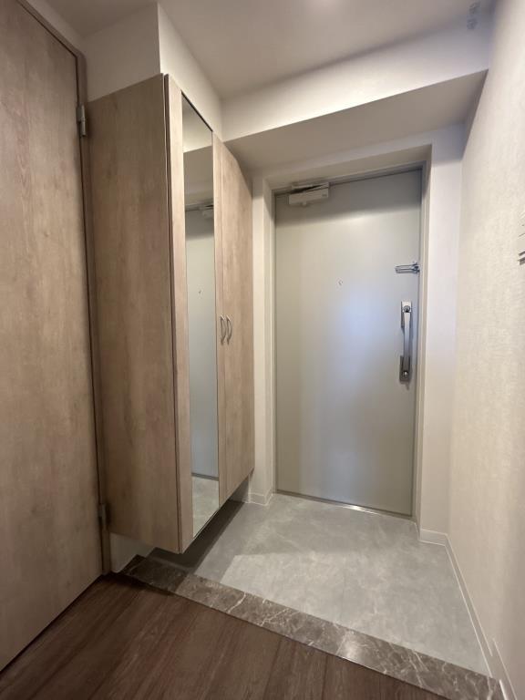 コンフォース堀切 玄関
