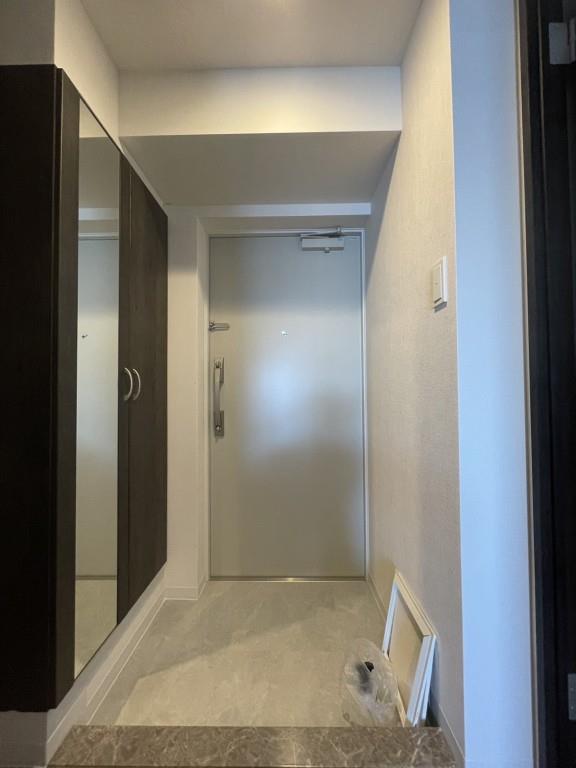 パークフレア 玄関