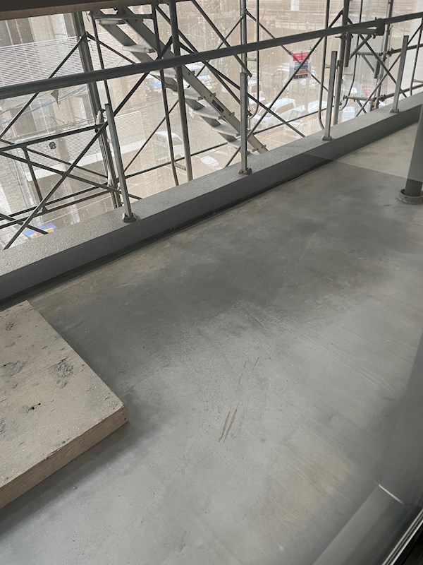 グランヴィラッセ北梅田 ベランダ