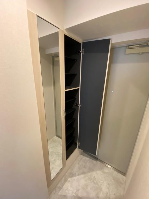 WISTARIA柳橋 玄関