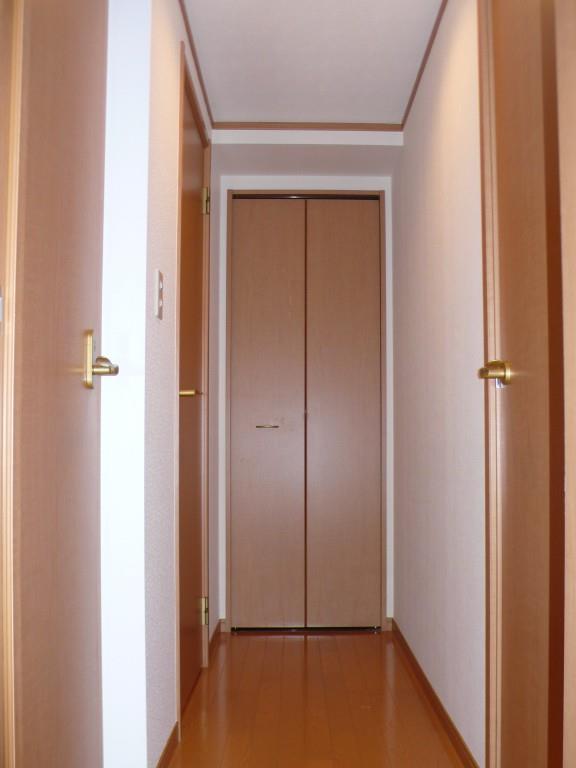 コンフォート・ホームズ 玄関