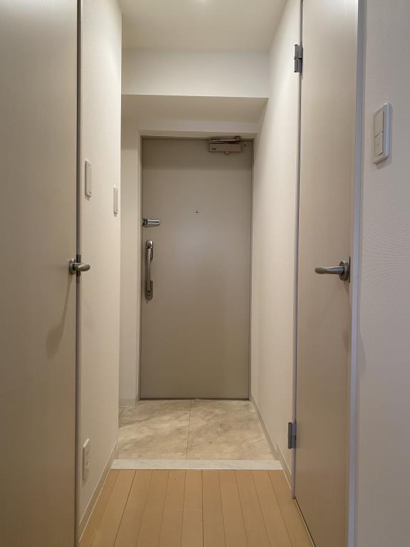 グランマノワール 玄関