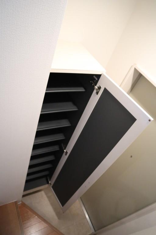 フォレストコートⅠ 玄関