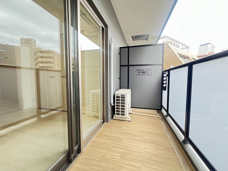 リュエルうめきた ベランダ