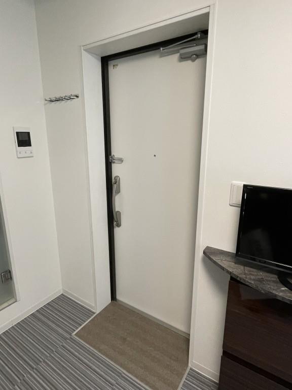 FLレジデンス早稲学府Ⅲ 玄関