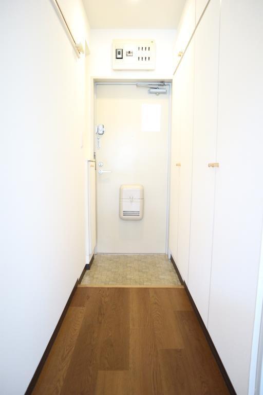 目黒都立大レジデンス 玄関