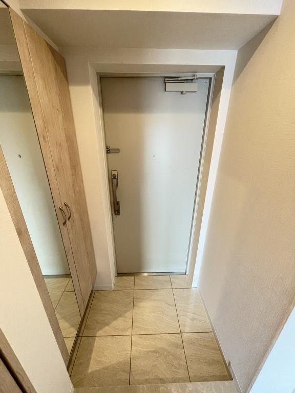 ポルタフォルトゥーナ 玄関