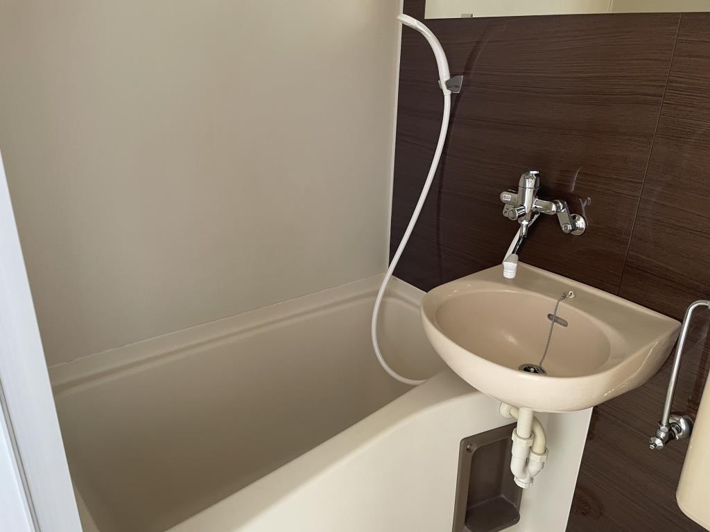 ホワイトシャトル柿の木坂 風呂画像