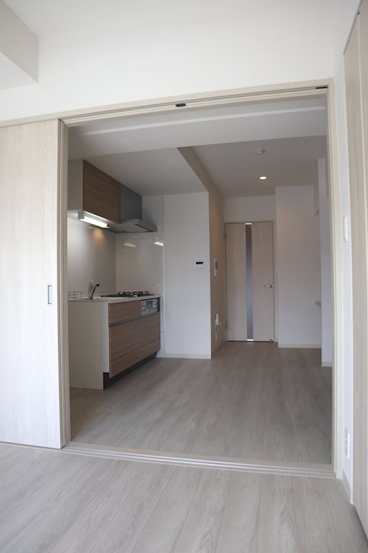 ラフィシア関内 リビング