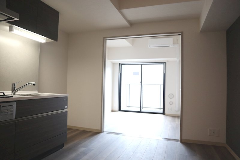 ラフィシア関内 リビング