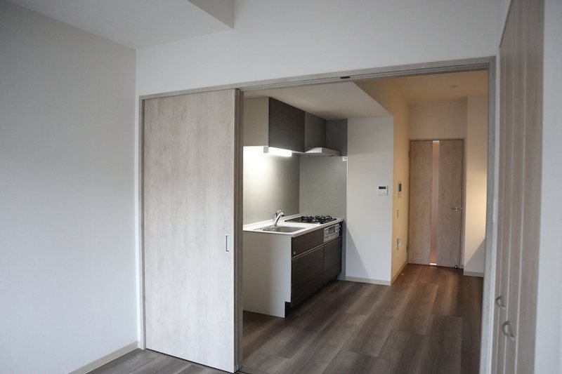 ラフィシア関内 リビング