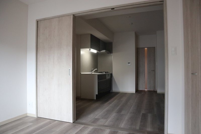 ラフィシア関内 リビング