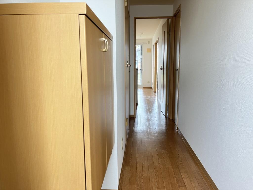 フラン・セーヌⅡ番館 玄関