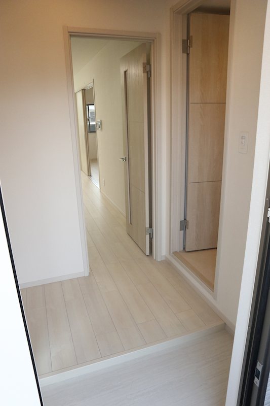 ボンヌ・シャンス 玄関