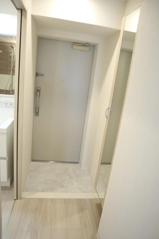 アルシェ新宿 玄関