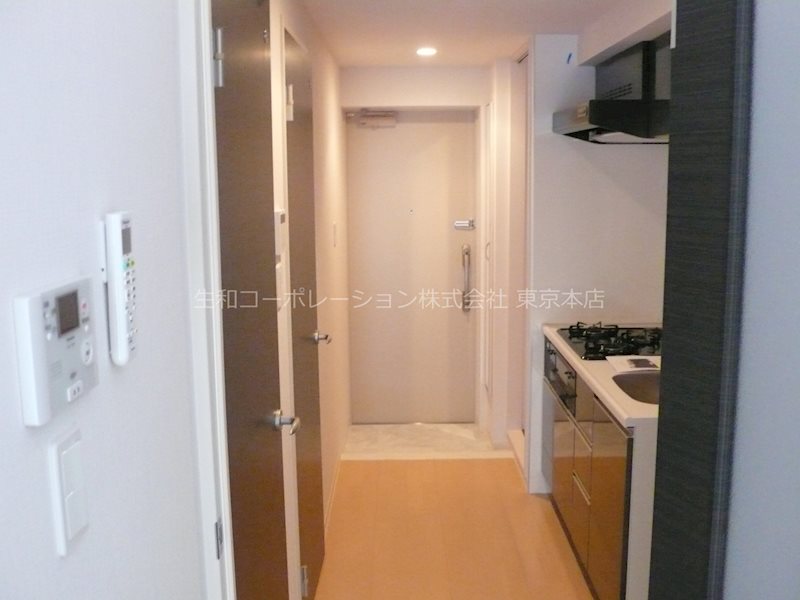 ブロッカート 玄関