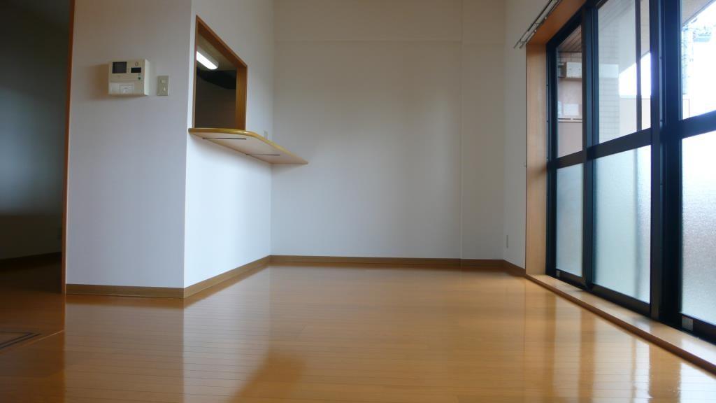 イーストイン リビング