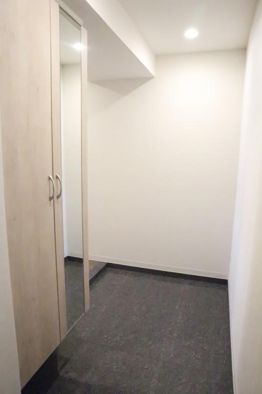 VOLGA BLDG アドグリシーヌ 竜泉 玄関