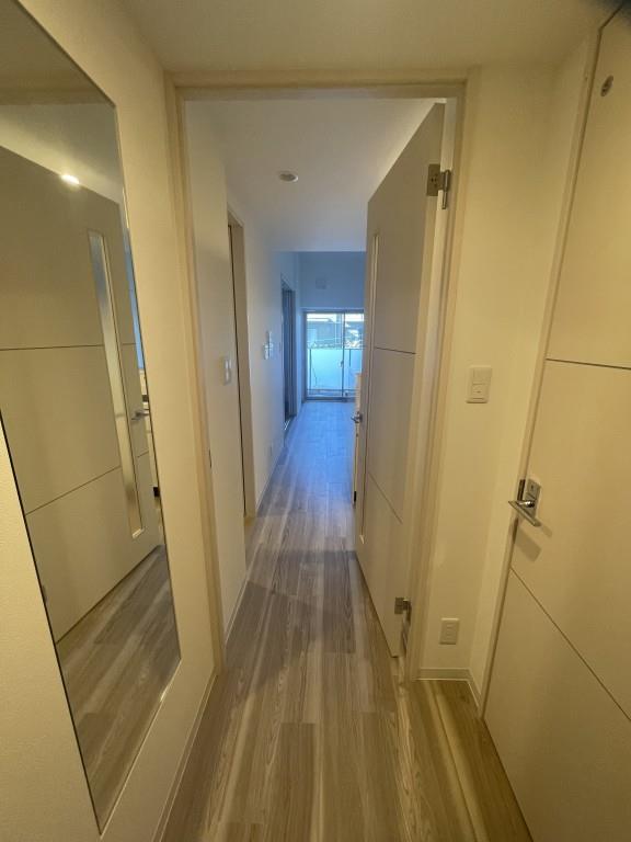 メゾンレクト 玄関