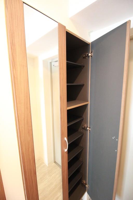 シャルマンミューズ 玄関