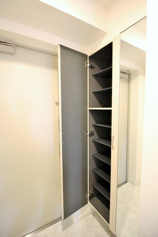 Toile blanche 玄関