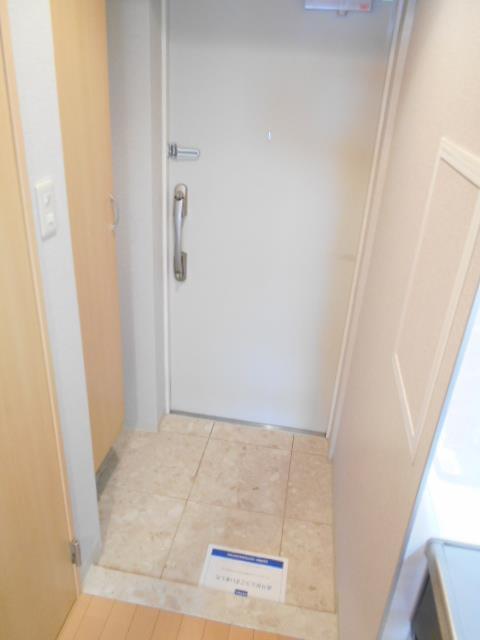 ルンデ 三鷹 玄関