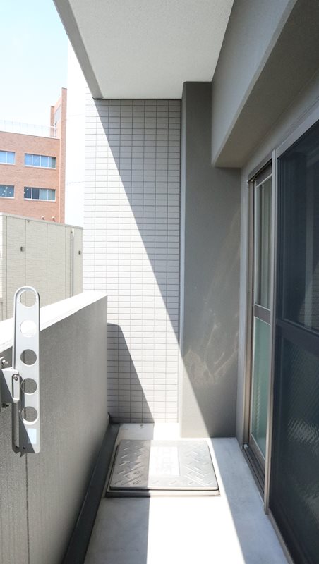 RobustCourt ベランダ