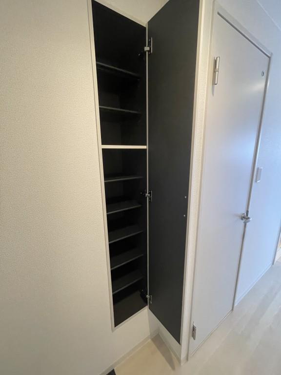 アルシオネ 玄関