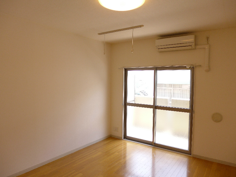 グランディール タチバネ リビング