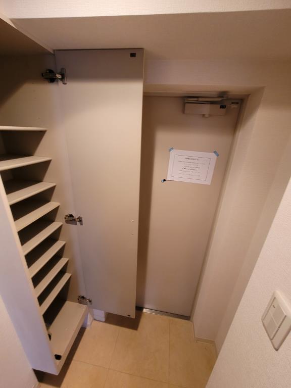 ディアウス両国 玄関