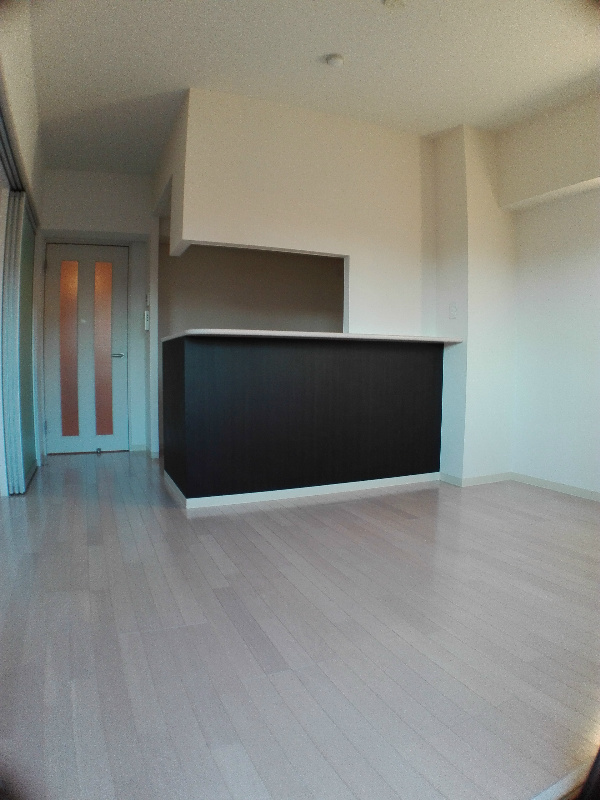 サンライズ オモテ リビング