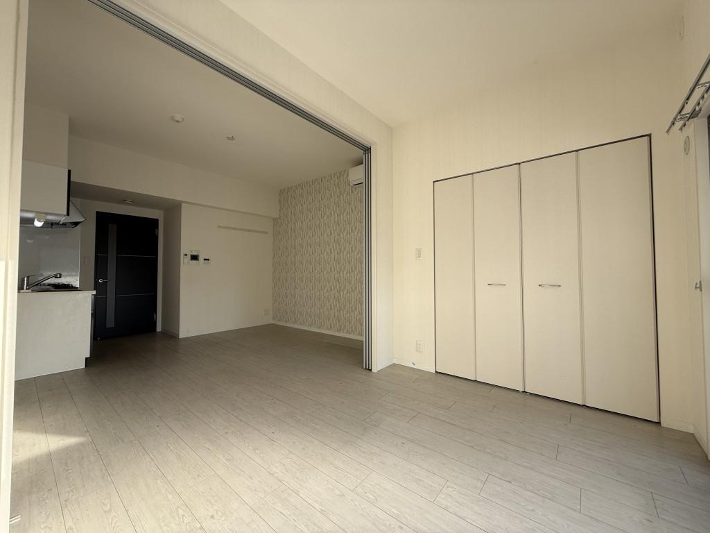 ラルシェパルク新大阪 リビング