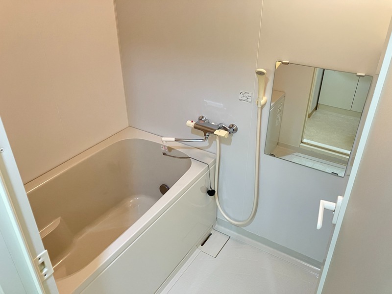 フランディル　オーラ 風呂画像
