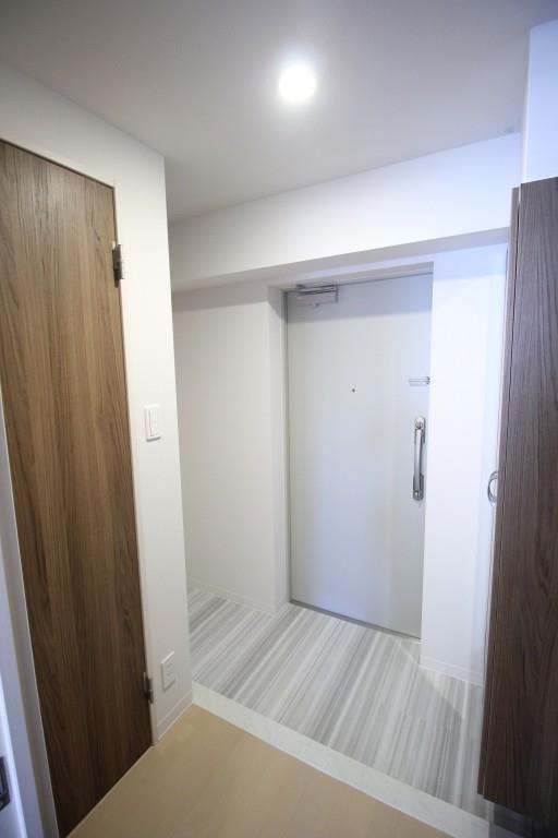 ヴィオラコート 玄関