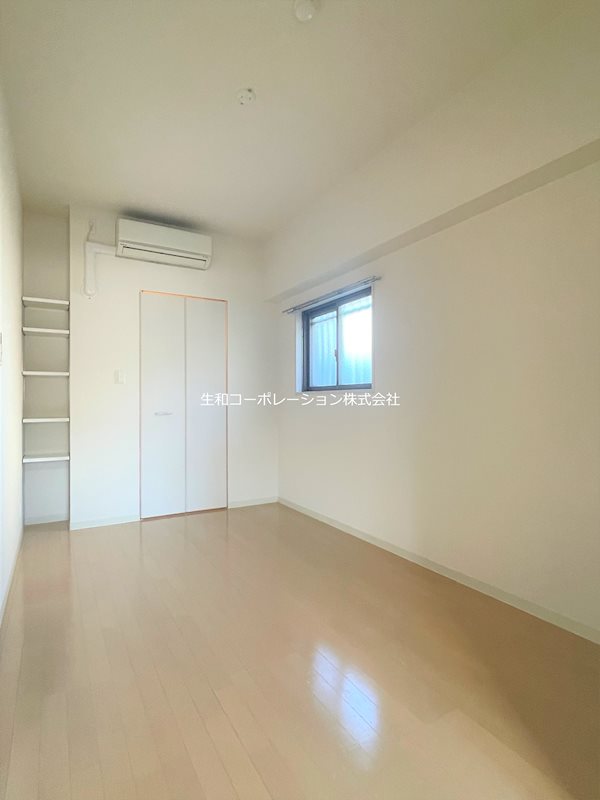 ﾄｩｼﾞｭｰﾙ ﾊﾟﾅｼｪ ベッドルーム