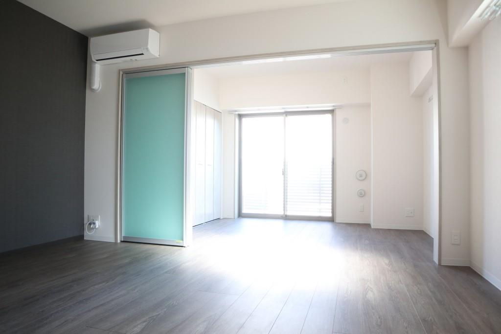 テ レジャンデール護国寺EAST リビング