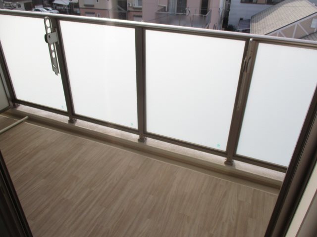 Shamrock・N ベランダ