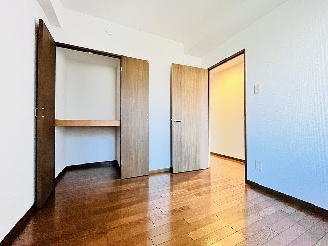 サンブライト新横浜 ベッドルーム