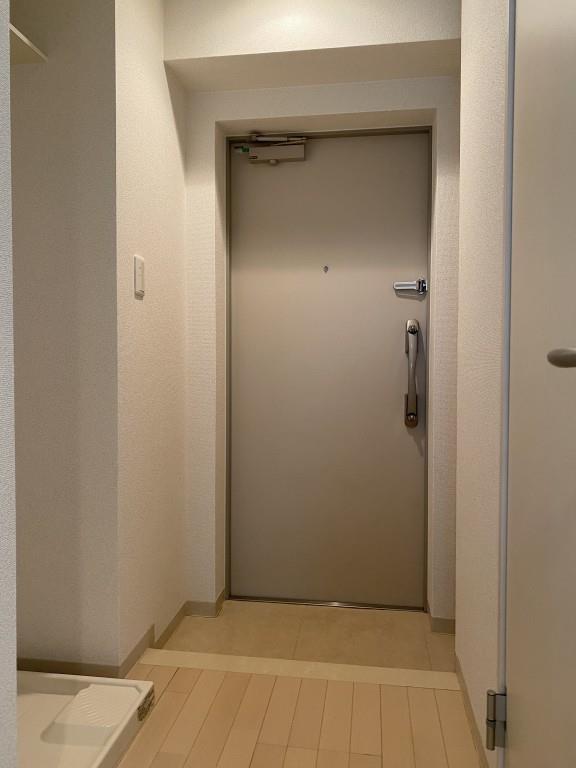 クアトロN 玄関