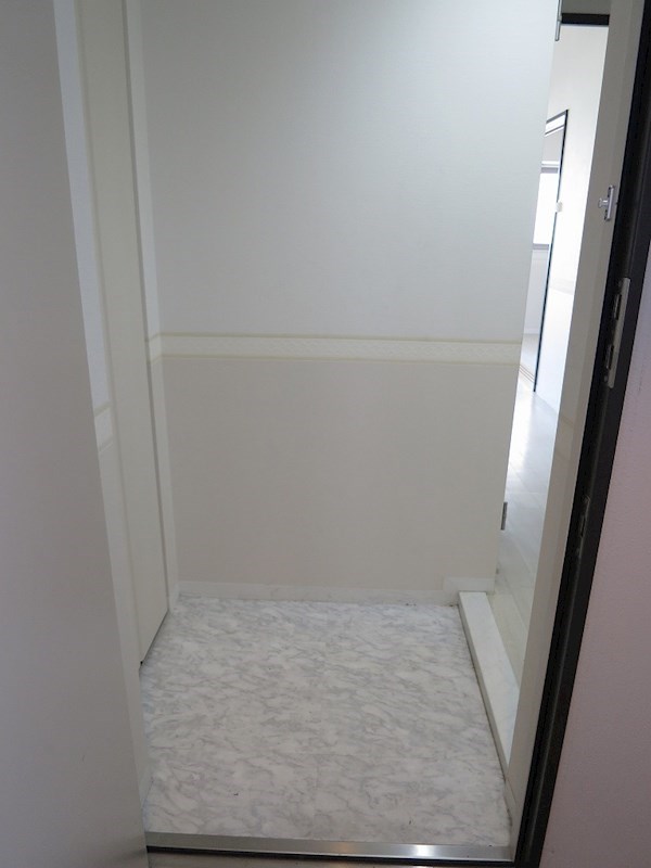 huit arbre上町台 玄関