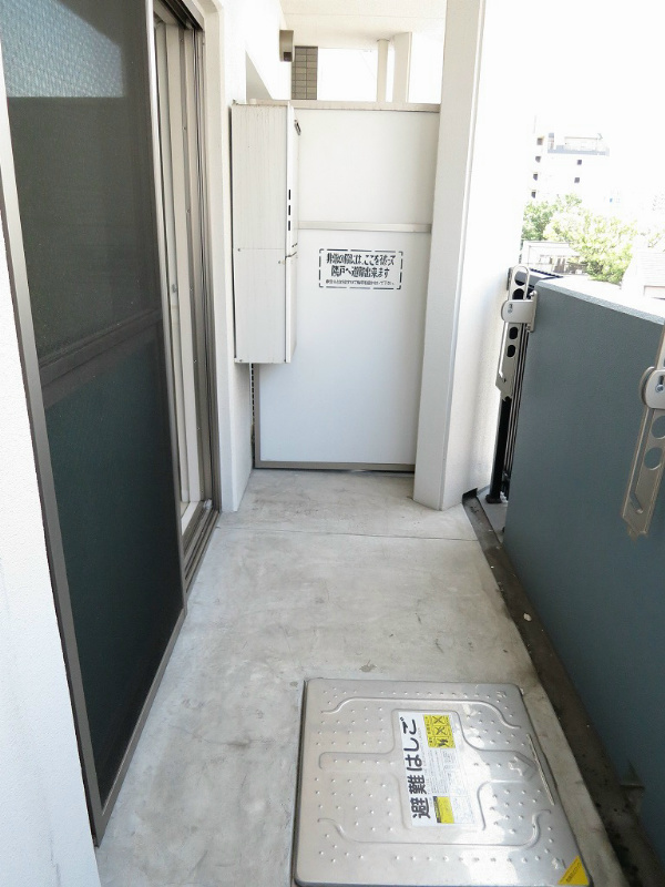 huit arbre上町台 ベランダ