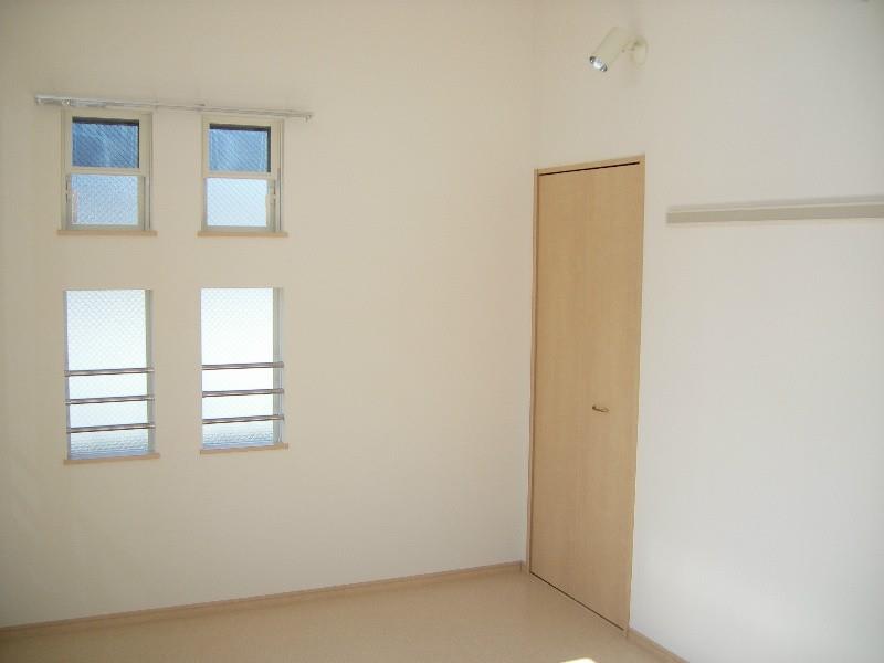 ヴィラージュ志伊Ⅱ ベッドルーム