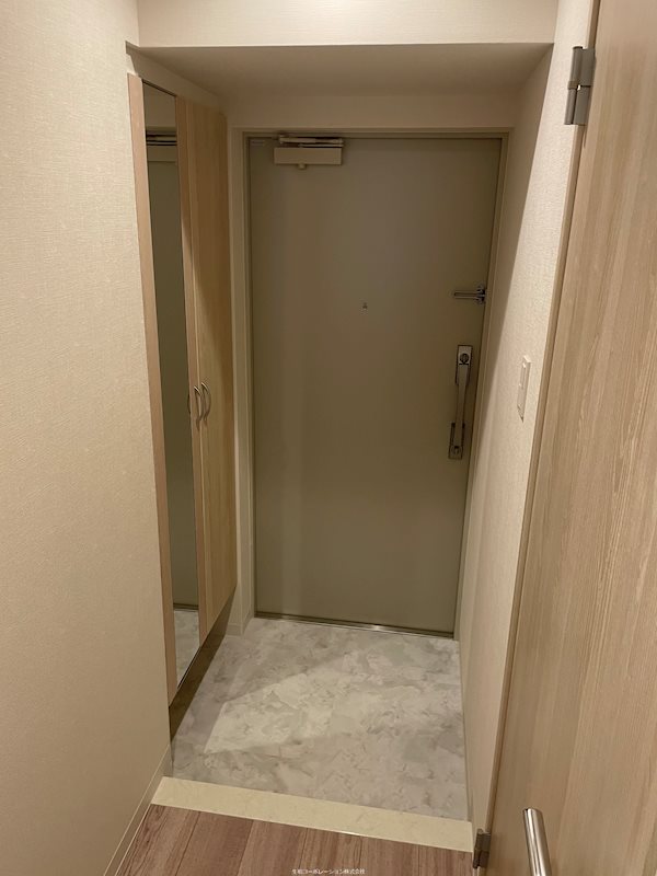 ベルラディエ新横浜 玄関