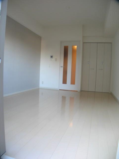 ラフィネ所沢 リビング