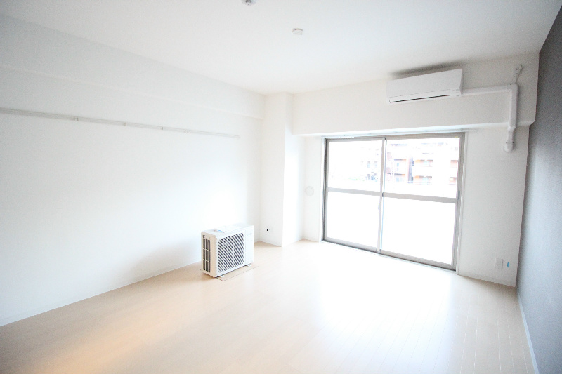 クレシェンテ月島 ベッドルーム