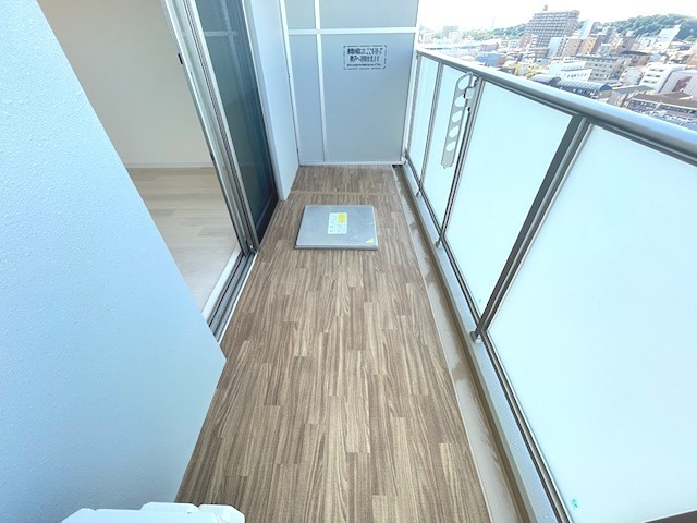VIVACE三国ヶ丘（ビバーチェ三国ヶ丘） ベランダ