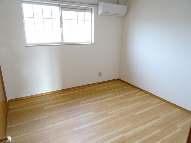 フォレストヒルズ ベッドルーム